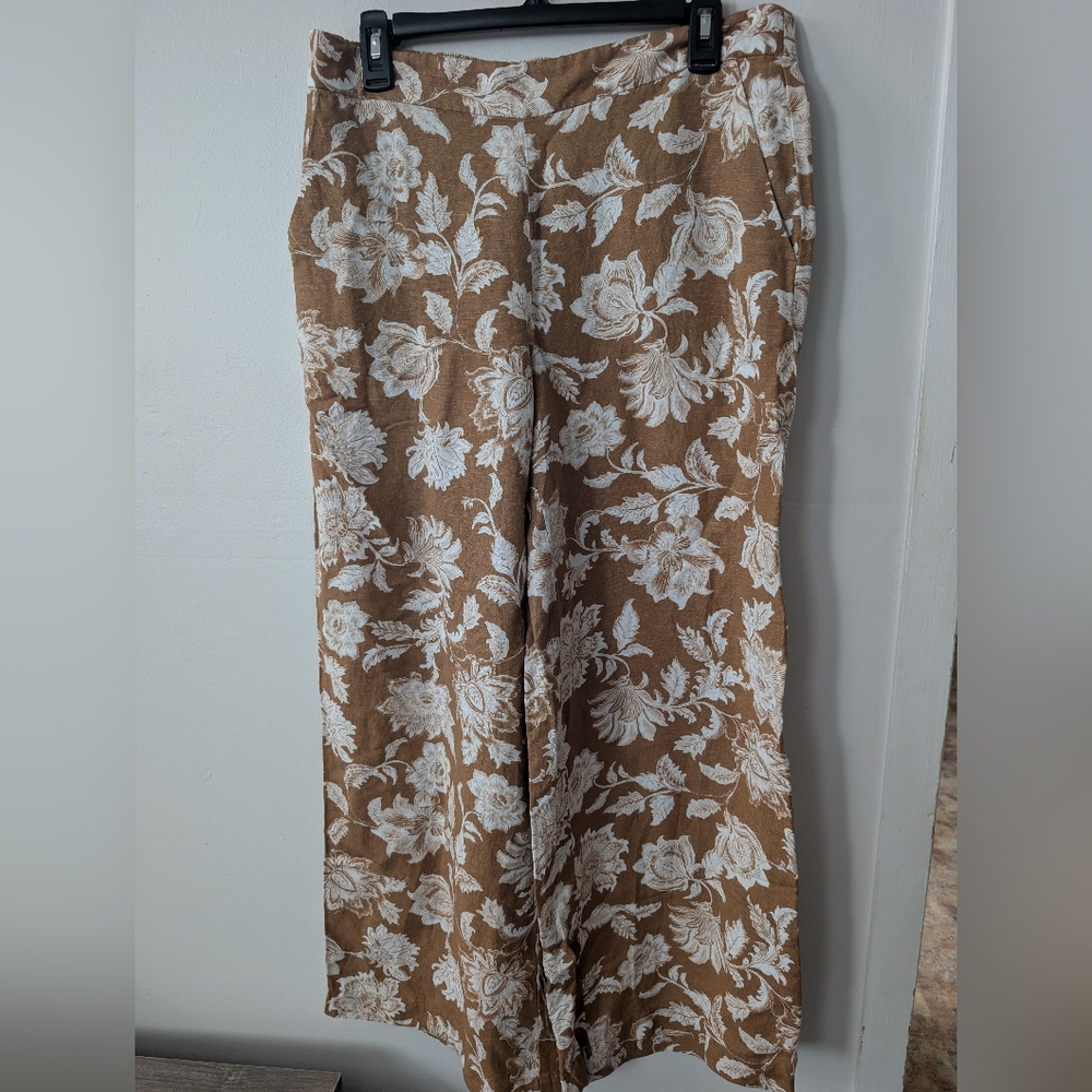 LOFT Wide Leg Pants in Brown with White Floral